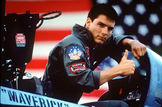i1164.photobucket.com/albums/q562/teeveetee9/Tom-Cruise-Top-Gun.jpg