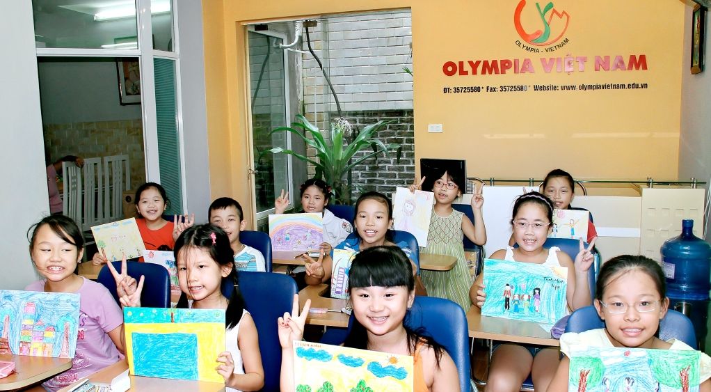 Hoạt động ngoại khóa- Kết quả cuộc thi vẽ nhân dịp khai giảng
