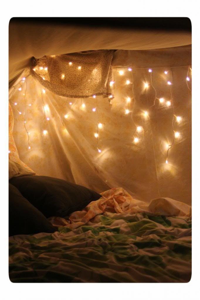 sheet fort, fairy lights fort