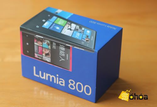 Lumia-800-12.jpg