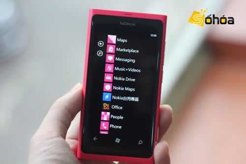 Lumia-800-13.jpg