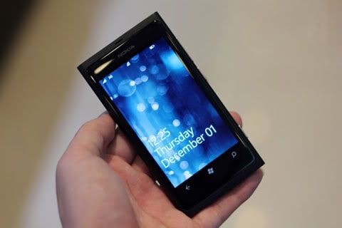 nokia-lumia-800.jpg