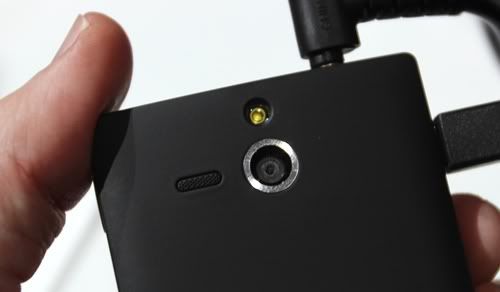 sony_xperia_u_hands-on_sg_7.jpg