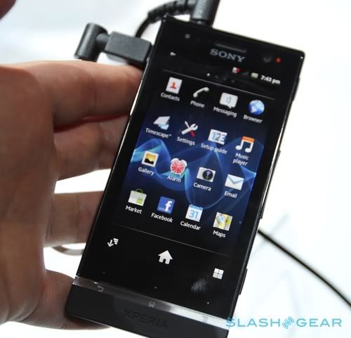 sony_xperia_u_hands-on_sg_9.jpg